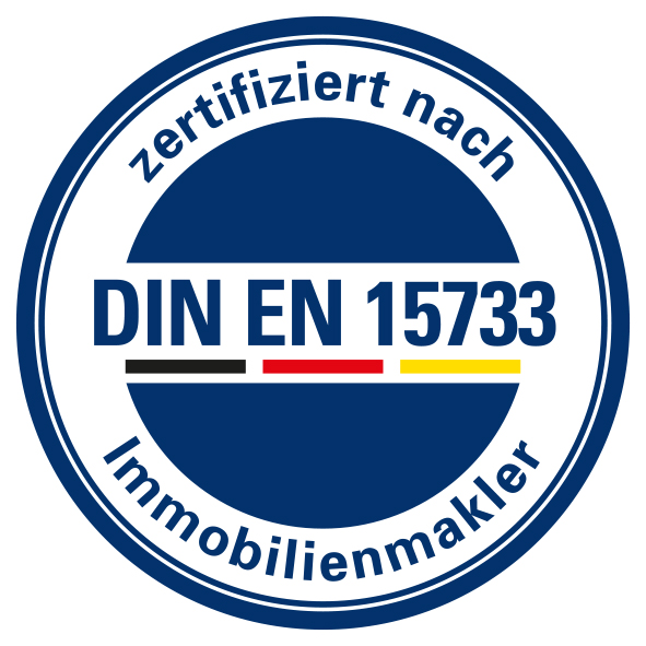 DIA Zert Logo DIN EN 15733 weiß